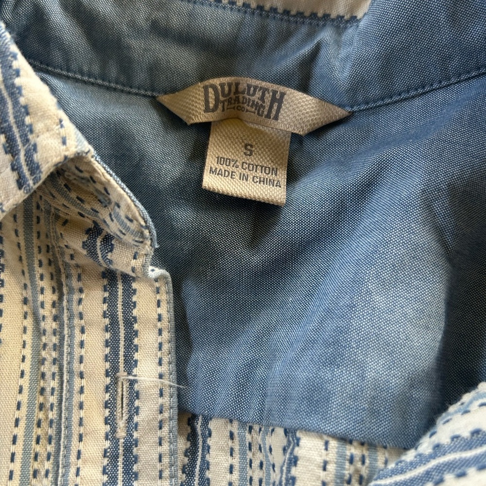 Duluth Trading Half Button Pullover Textured Shir… - image 2